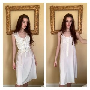 ✖️SOLD✖️Vintage // VS gold label night gown